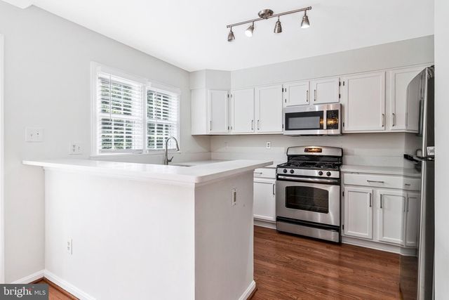 208 ELLSWORTH ST, Alexandria, VA 22314