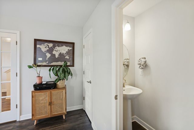 638 Parkvue Place Dr, Nashville, TN 37221