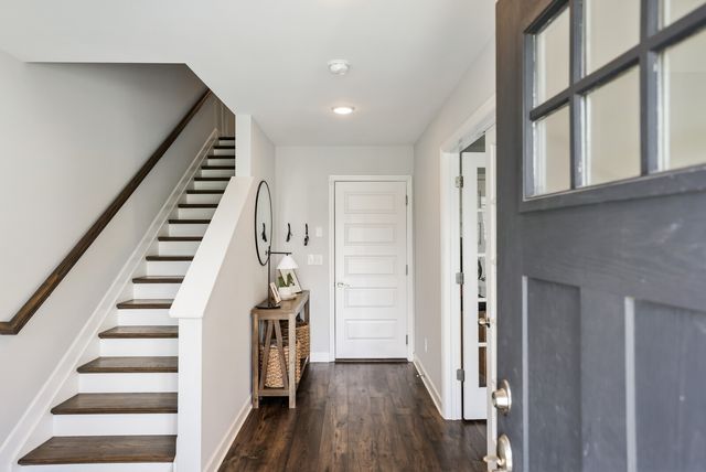 638 Parkvue Place Dr, Nashville, TN 37221