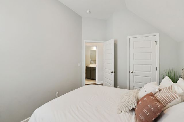 638 Parkvue Place Dr, Nashville, TN 37221