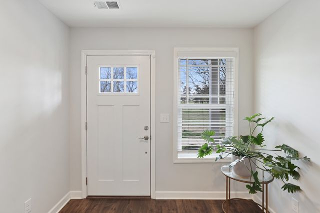 638 Parkvue Place Dr, Nashville, TN 37221