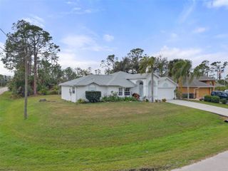 3915 FONSICA AVENUE, North Port, FL 34286