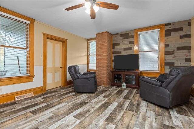 414 State Route 231, Donegal, PA 15323