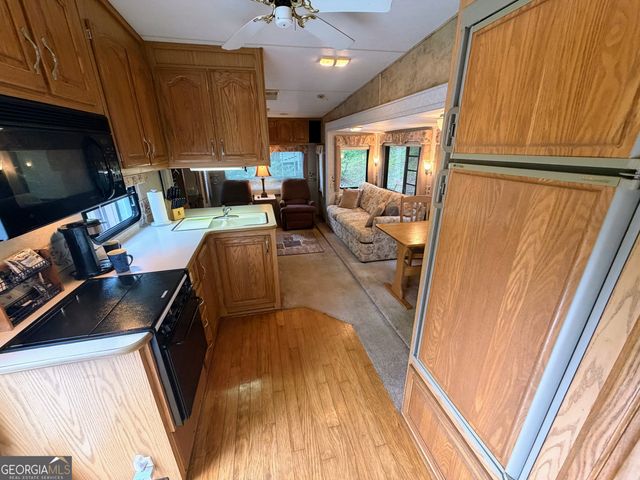 117 Hill Crest Court, Cleveland, GA 30528