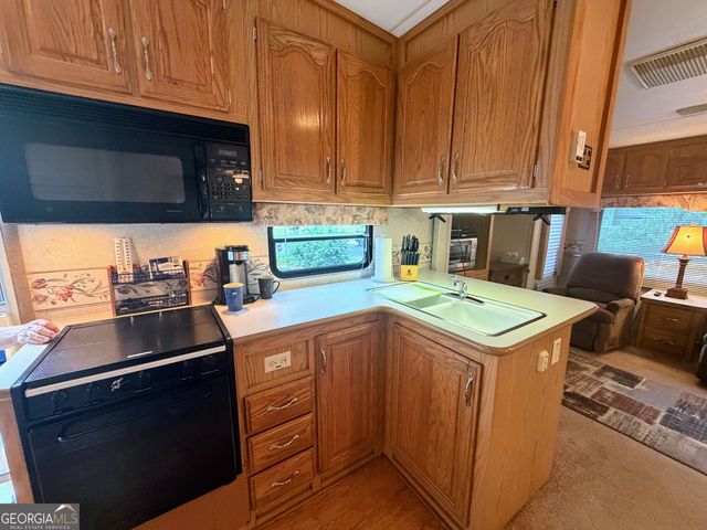 117 Hill Crest Court, Cleveland, GA 30528