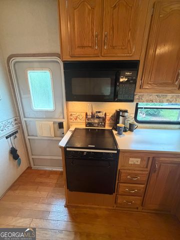117 Hill Crest Court, Cleveland, GA 30528