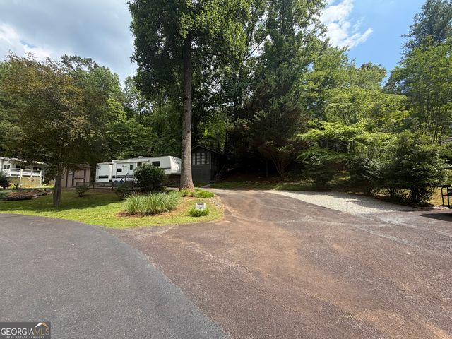 117 Hill Crest Court, Cleveland, GA 30528