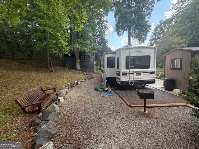117 Hill Crest Court, Cleveland, GA 30528