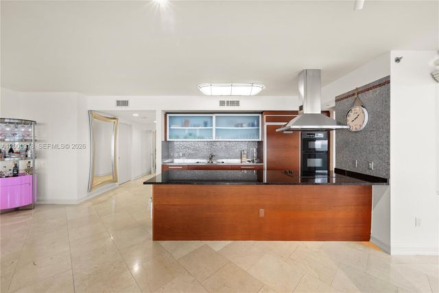 1850 S Ocean Drive 3301, Hallandale Beach, FL 33009