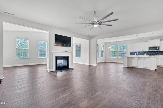 917 Avalon Drive, Mebane, NC 27302