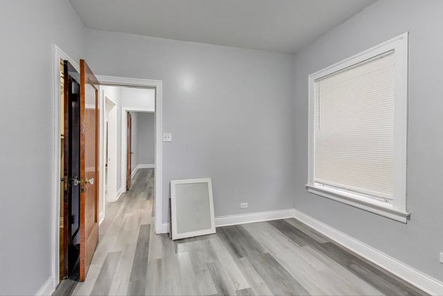 8008 S Loomis Boulevard, Chicago, IL 60620