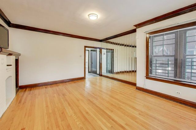 8008 S Loomis Boulevard, Chicago, IL 60620