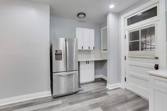 8008 S Loomis Boulevard, Chicago, IL 60620