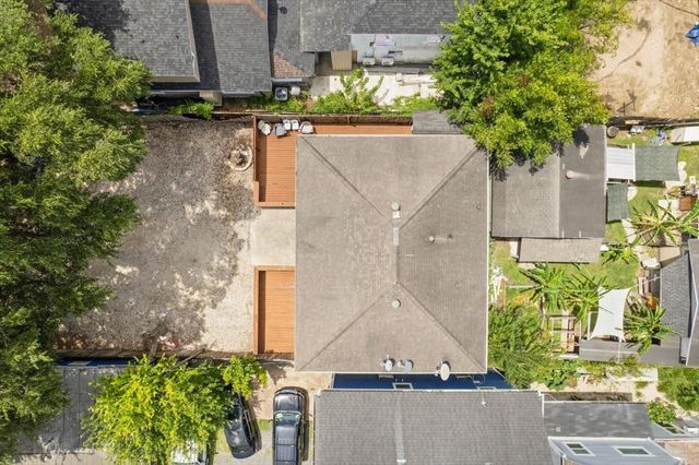 215 Caplin Street, Houston, TX 77022