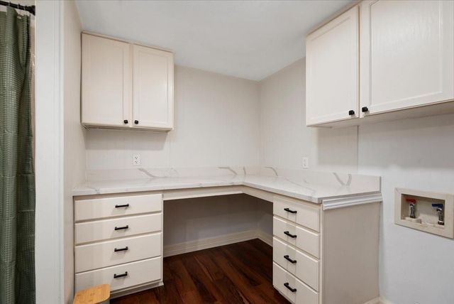 215 Caplin Street, Houston, TX 77022