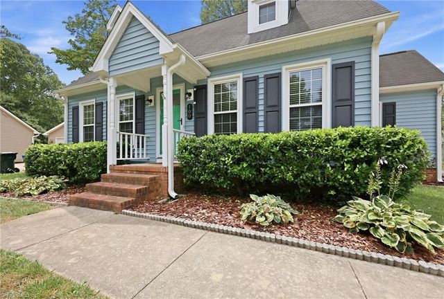 100 Edinborough Drive, Mebane, NC 27302