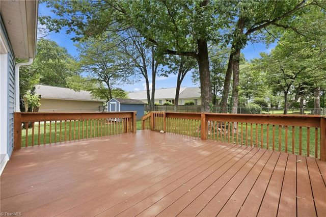 100 Edinborough Drive, Mebane, NC 27302