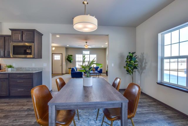 4302 Goldeneye Gateway Drive, Middleton, WI 53562