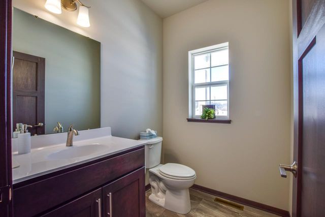 4302 Goldeneye Gateway Drive, Middleton, WI 53562