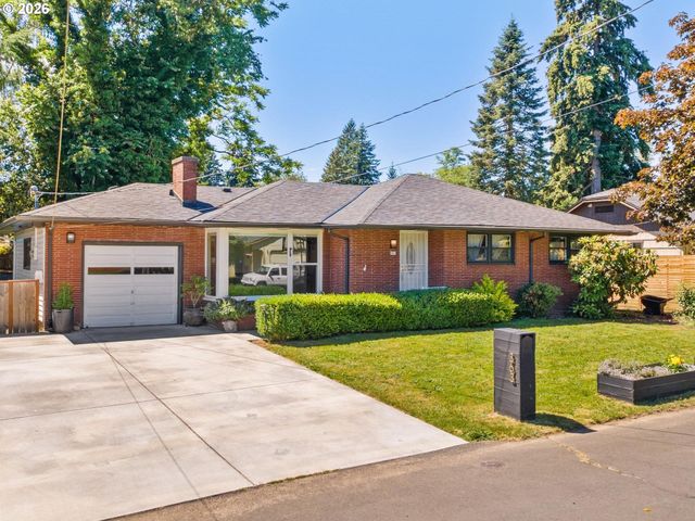 363 9TH St, Washougal, WA 98671