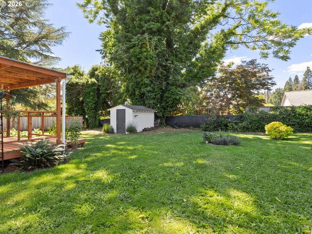 363 9TH St, Washougal, WA 98671