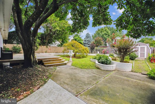 6816 ARLINGTON BLVD, Falls Church, VA 22042