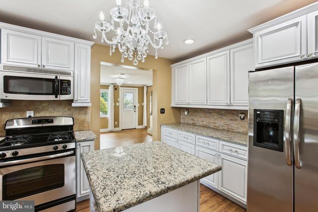 6816 ARLINGTON BLVD, Falls Church, VA 22042