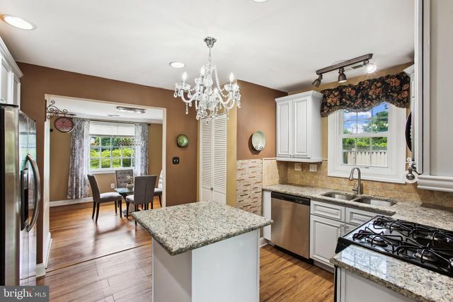 6816 ARLINGTON BLVD, Falls Church, VA 22042