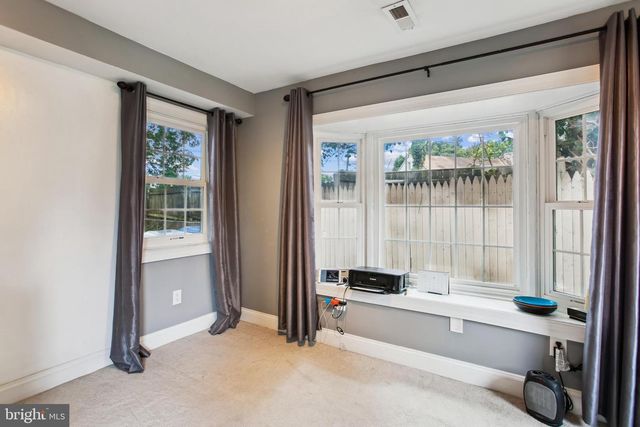 6816 ARLINGTON BLVD, Falls Church, VA 22042