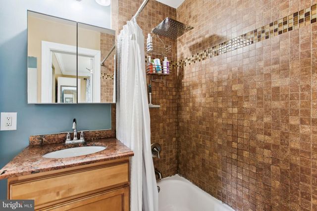 6816 ARLINGTON BLVD, Falls Church, VA 22042