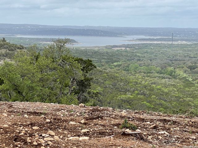 852 Crystal Peak, Fischer, TX 78623