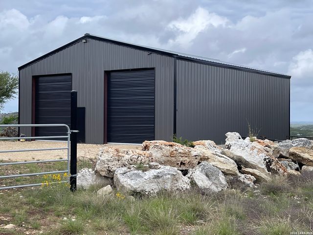 852 Crystal Peak, Fischer, TX 78623