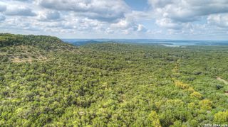 852 Crystal Peak, Fischer, TX 78623