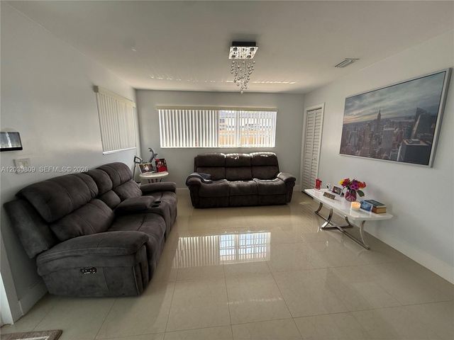 10030 SW 213th Terrace, Cutler Bay, FL 33189