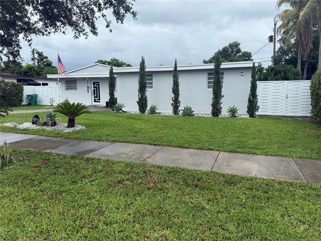 10030 SW 213th Terrace, Cutler Bay, FL 33189