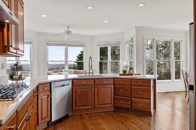 258 Windcrest Place NW, Cleveland, TN 37312