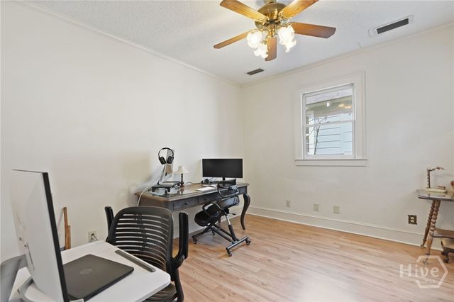 702 E 32nd Street, Savannah, GA 31401