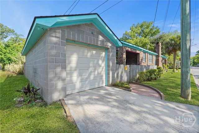 702 E 32nd Street, Savannah, GA 31401