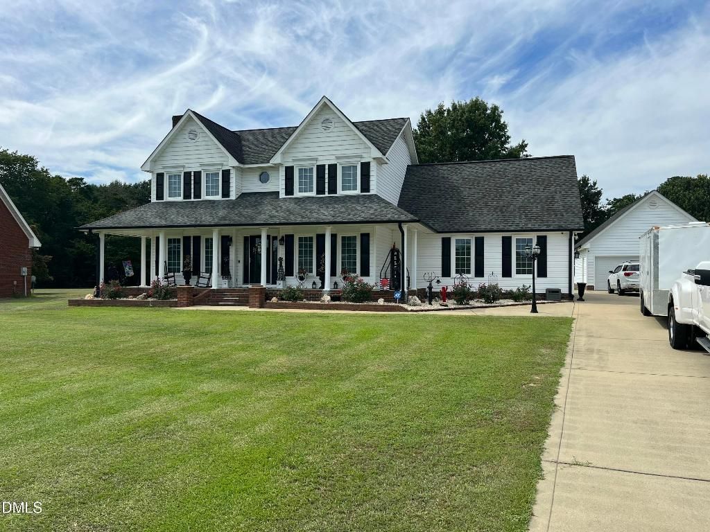 24 Clubhouse Drive, Dunn, NC 28334