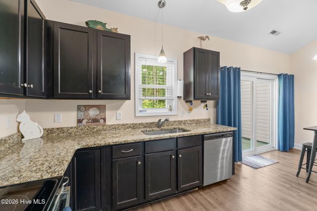 544 Briarwood Drive NW, Calabash, NC 28467