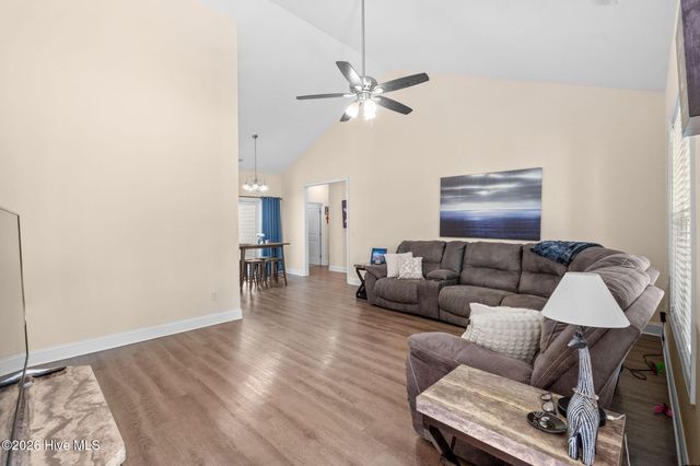 544 Briarwood Drive NW, Calabash, NC 28467
