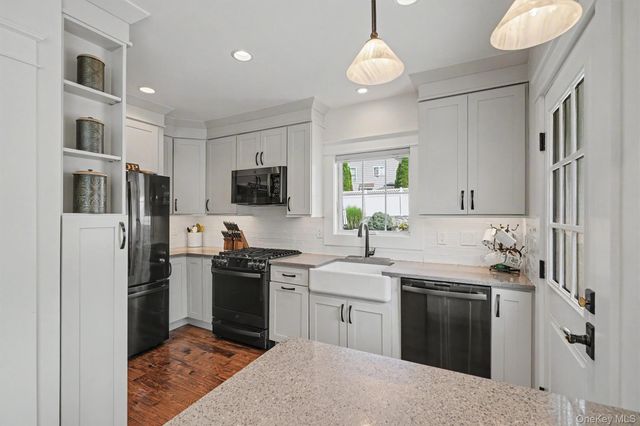 26 Gedney Terrace, White Plains, NY 10605