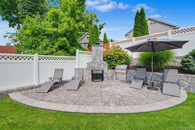 26 Gedney Terrace, White Plains, NY 10605