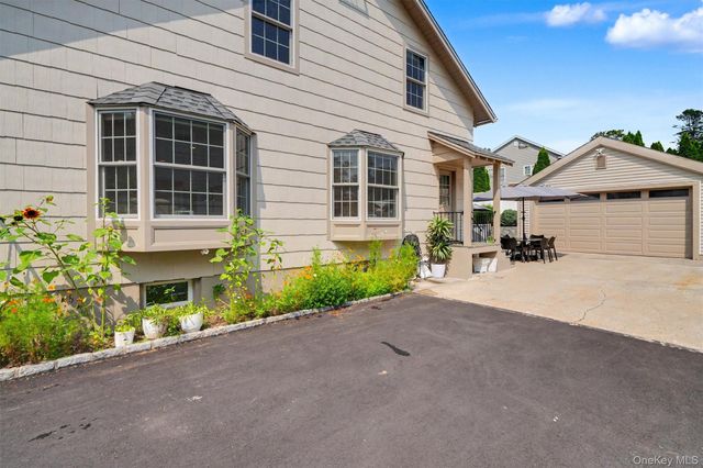 26 Gedney Terrace, White Plains, NY 10605