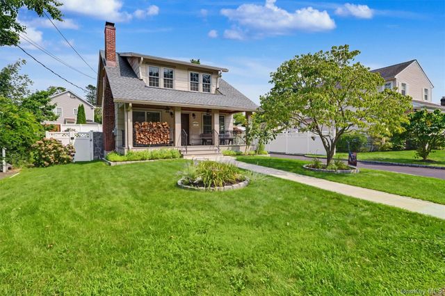 26 Gedney Terrace, White Plains, NY 10605