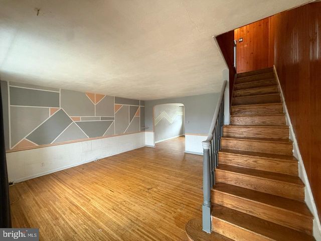 1529 ELBRIDGE ST, Philadelphia, PA 19149