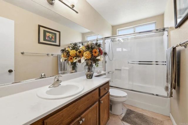 1832 Loreto, Escondido, CA 92027