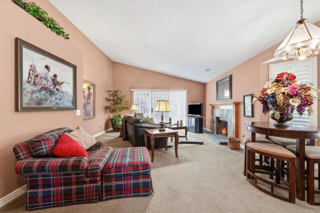 1832 Loreto, Escondido, CA 92027