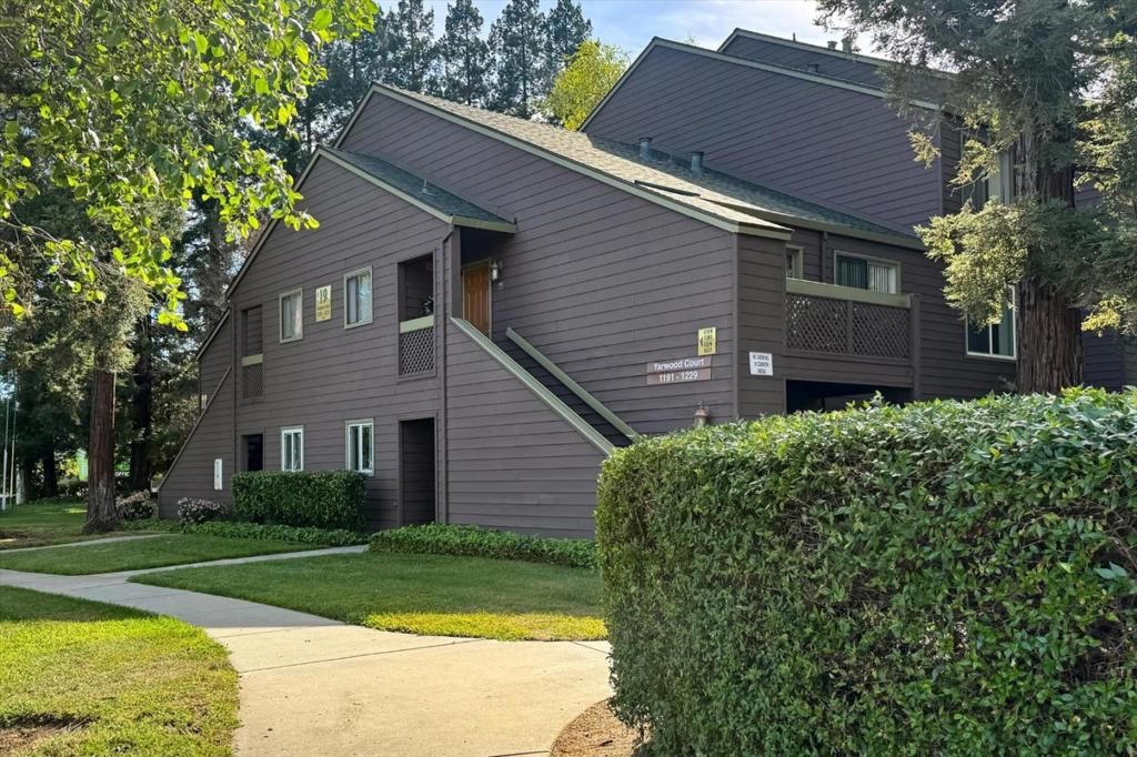 1195 Yarwood Court, San Jose, CA 95128
