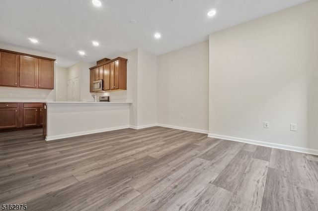 8 Jessica Ln 2103, Union Twp., NJ 07083